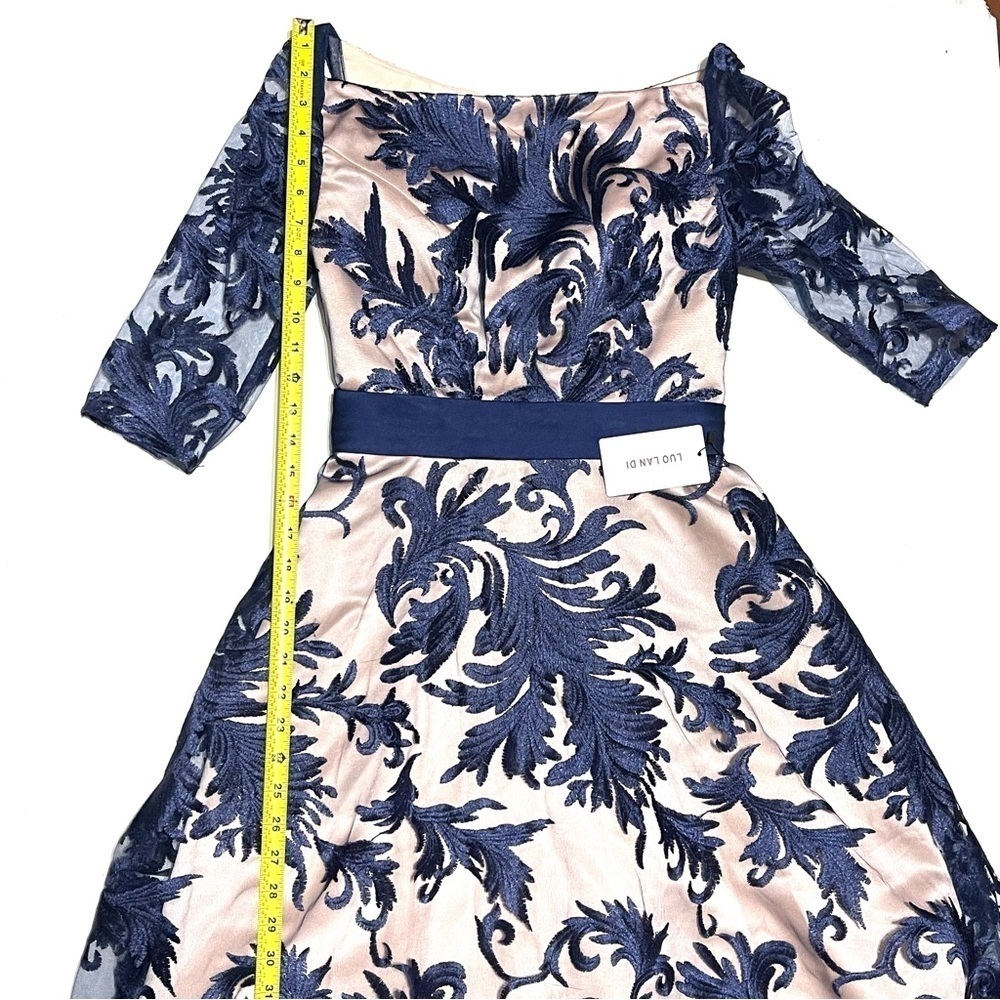 Luo Lan Di NWT Woman Lace Gown Dress Size 2 - Picture 14 of 16